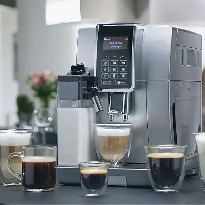 Automatic espresso coffee maker with LCD display, capable of brewing 2 cups.