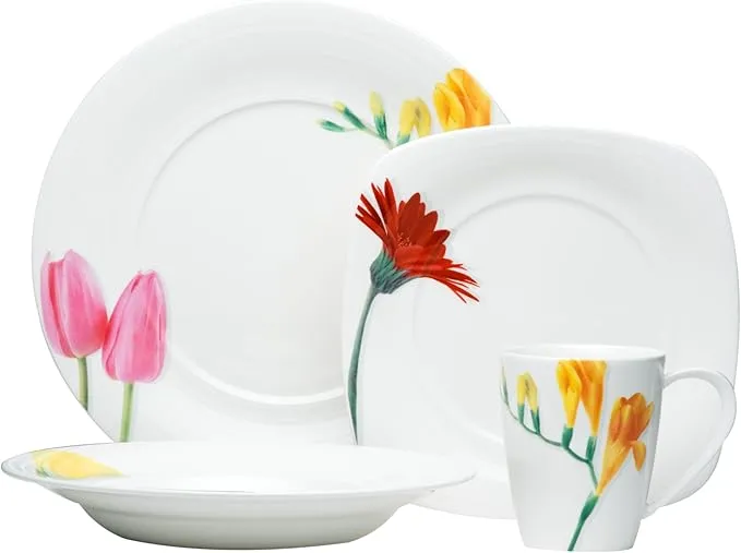 Red Vanilla 16-piece dinnerware set with plates and bowls from Dutch Garden.