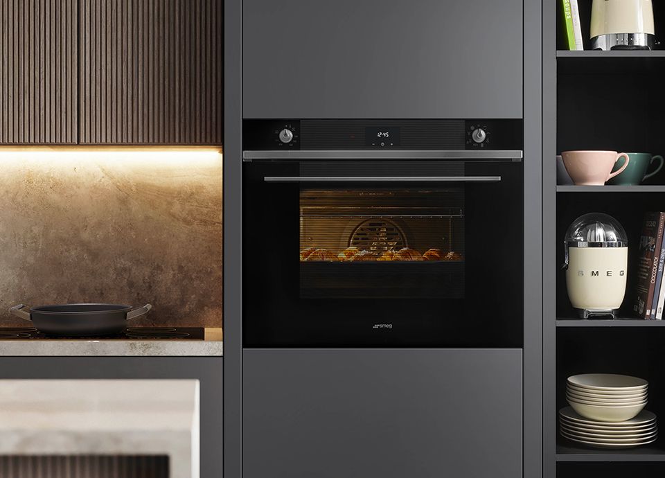 Smeg Traditional Built In Pyro Galileo Electric Oven – 60cm