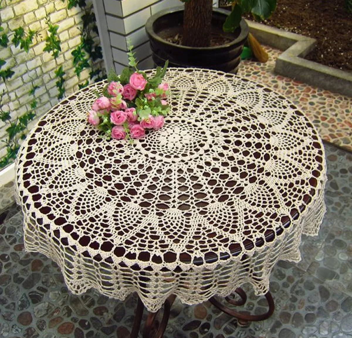 beige crochet tablecloth 1