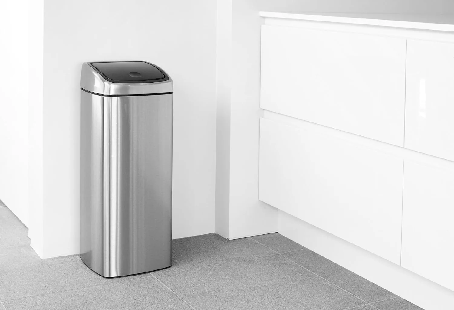 brabantia touch bin matt steel 2