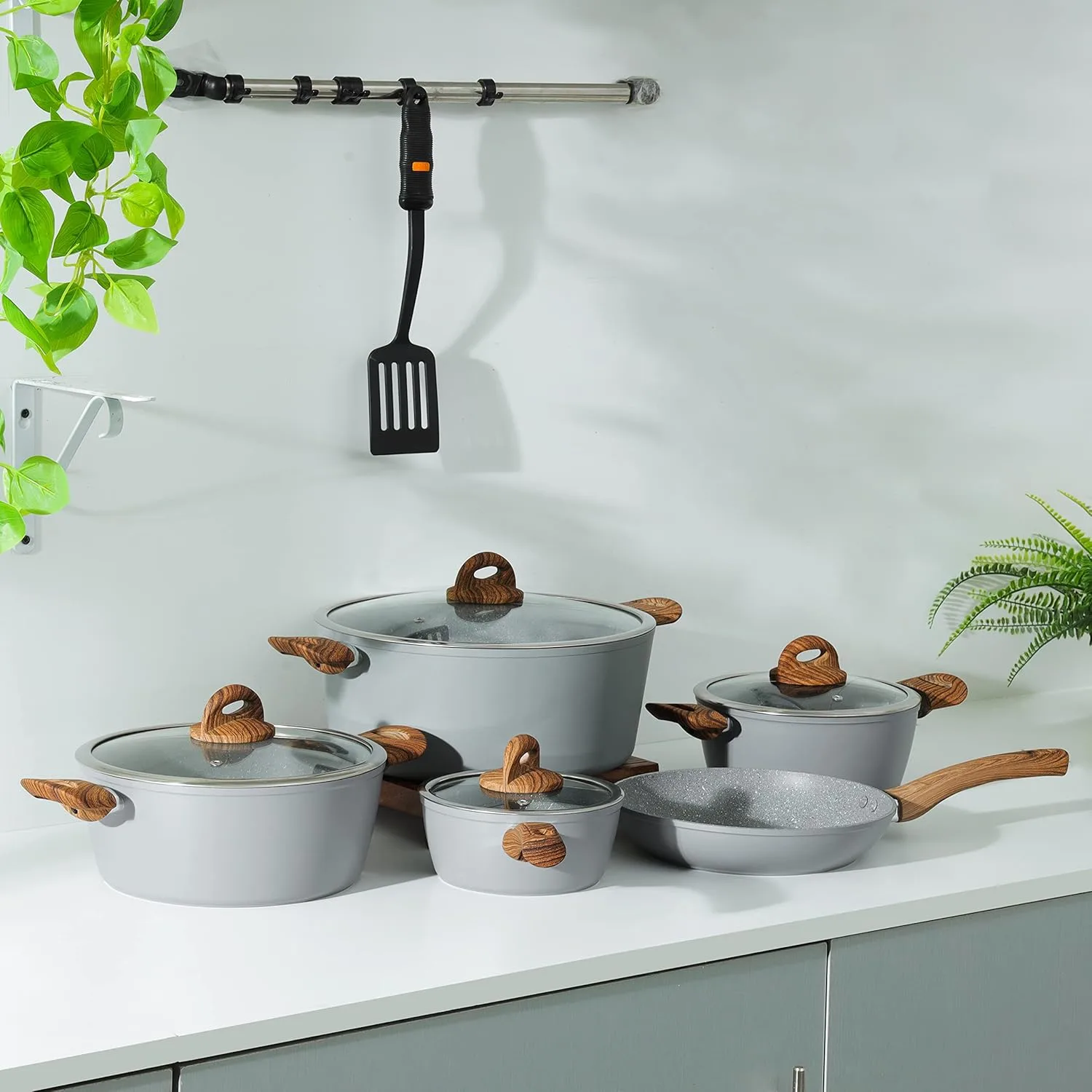 delcasa cookware set 1