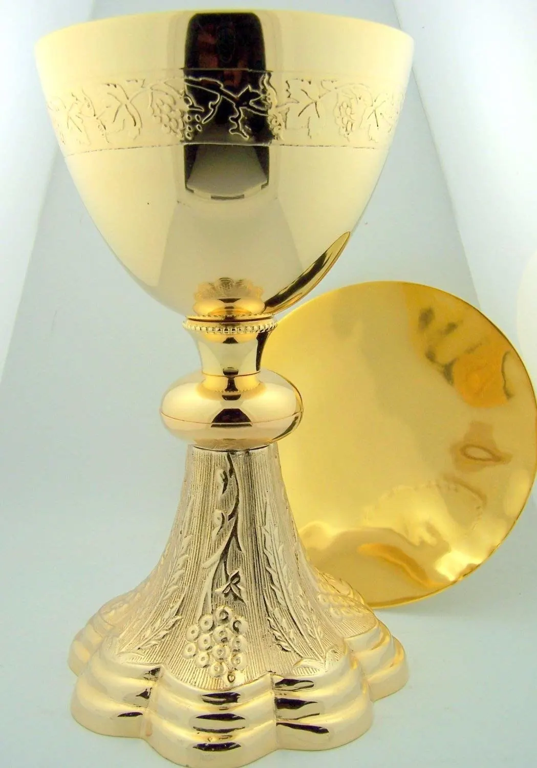 gold chalice paten 2