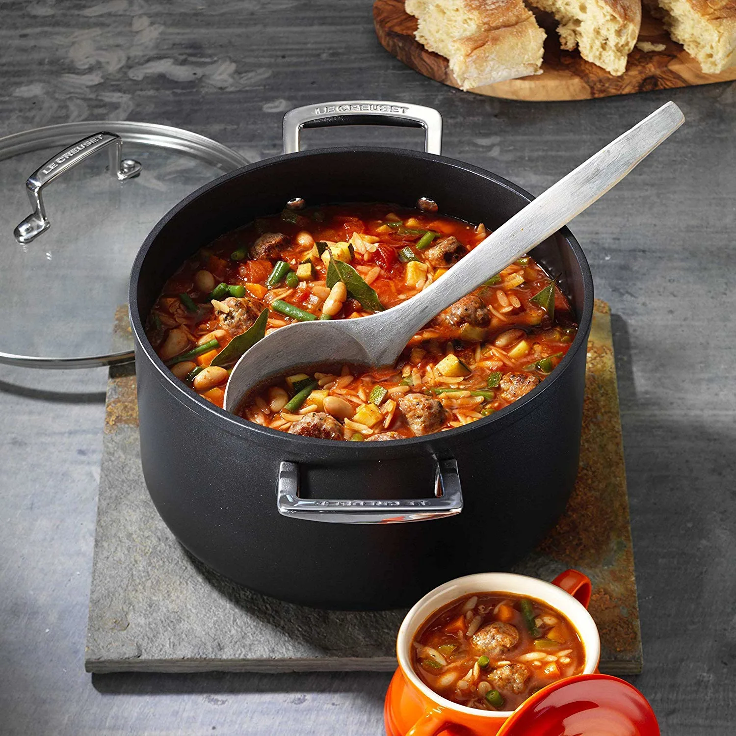 le creuset non stick pot 2
