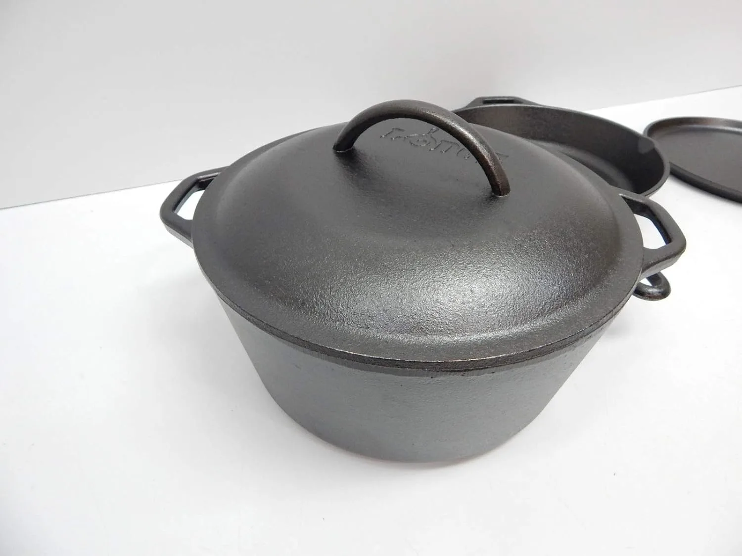 lodge cast iron set 2