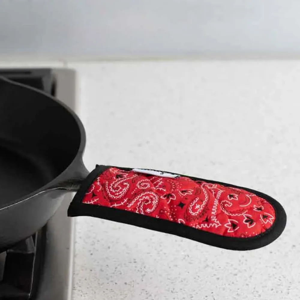 lodge hot handle holder 2