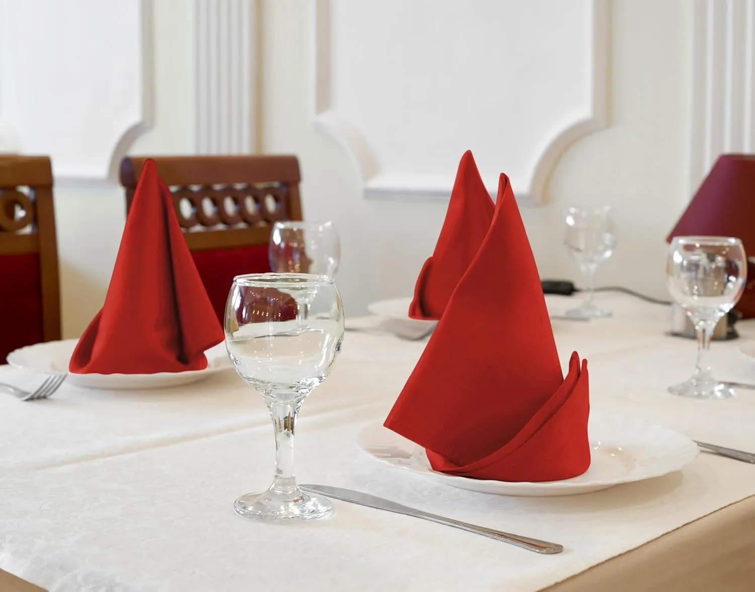 red cloth napkins 2