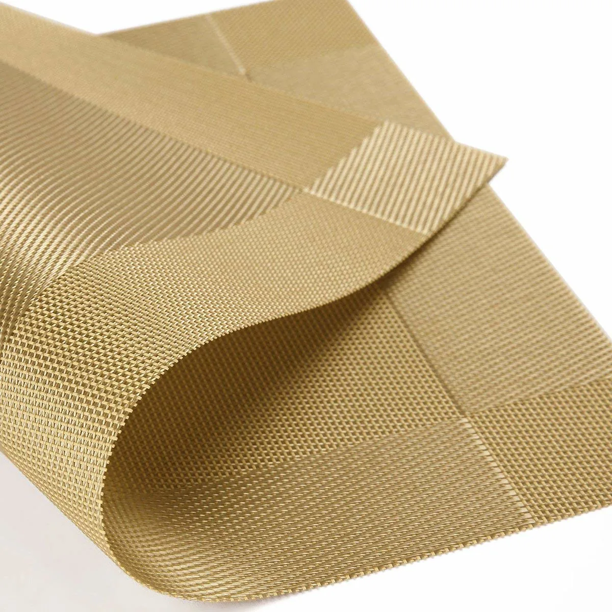 skeido gold placemats 2