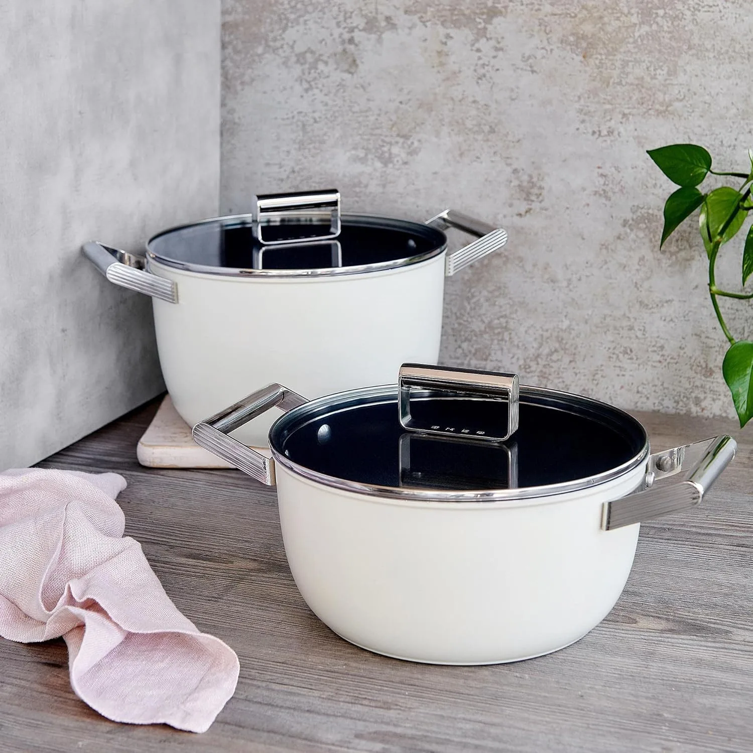 smeg casserole pan cream 2