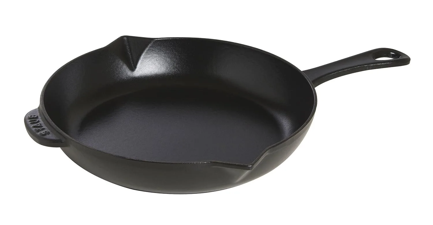 staub frying pan black 1