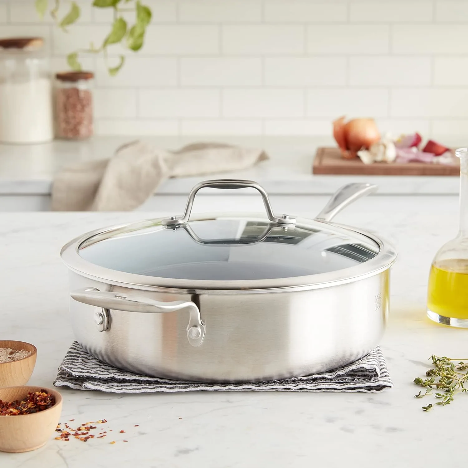 zwilling ceramic saute pan 2