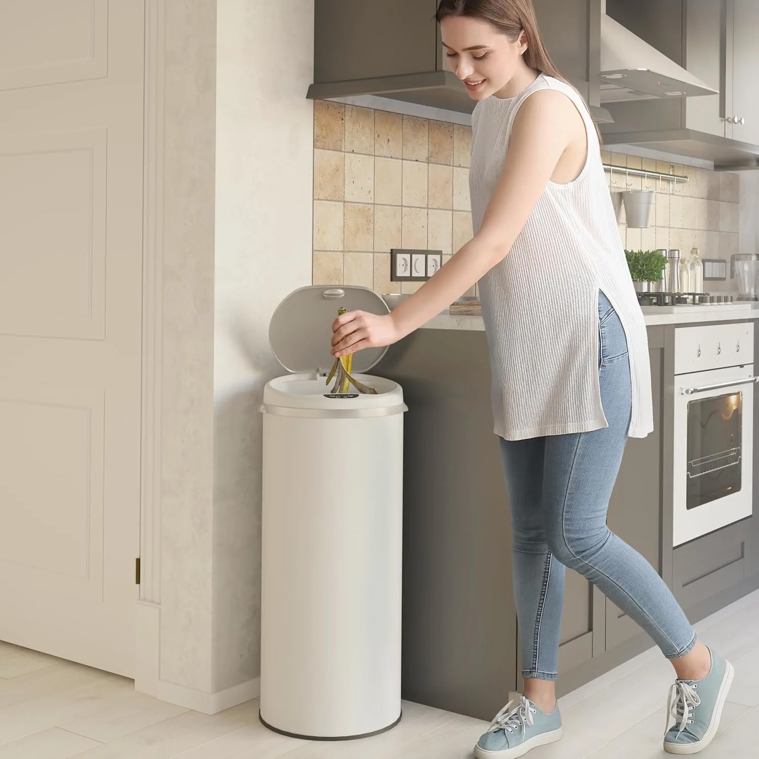 automatic trash can white 2