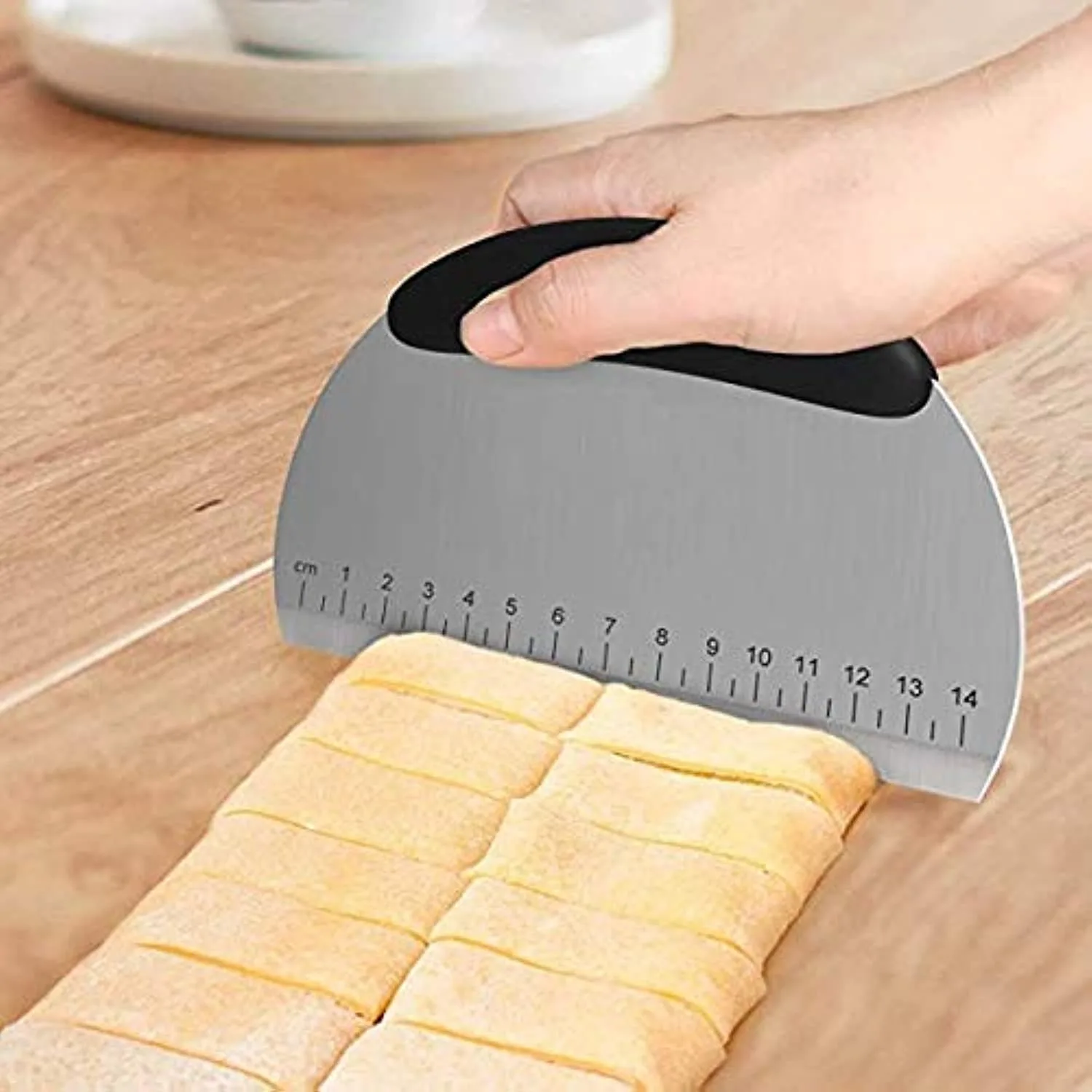 bench scraper dough cutter 1