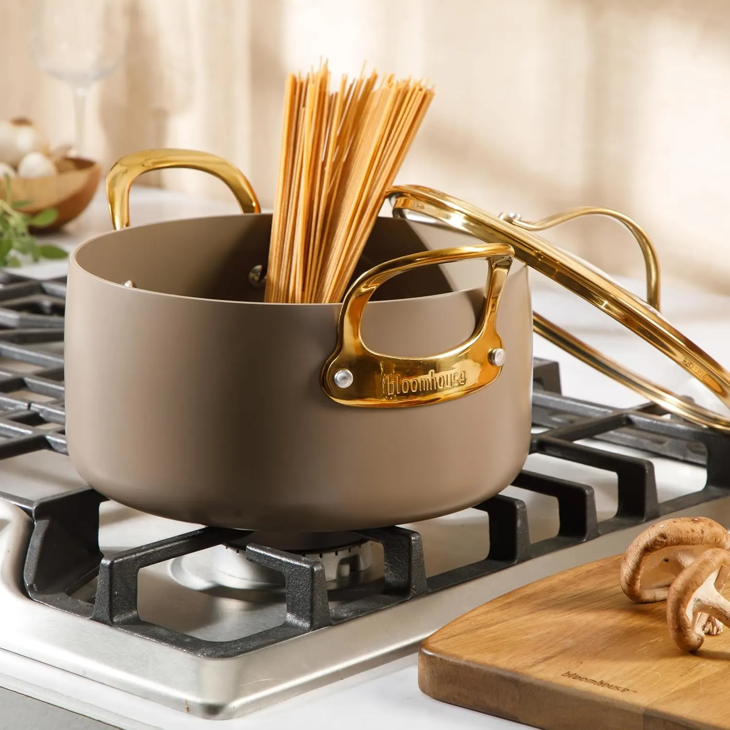 dutch oven nonstick 2