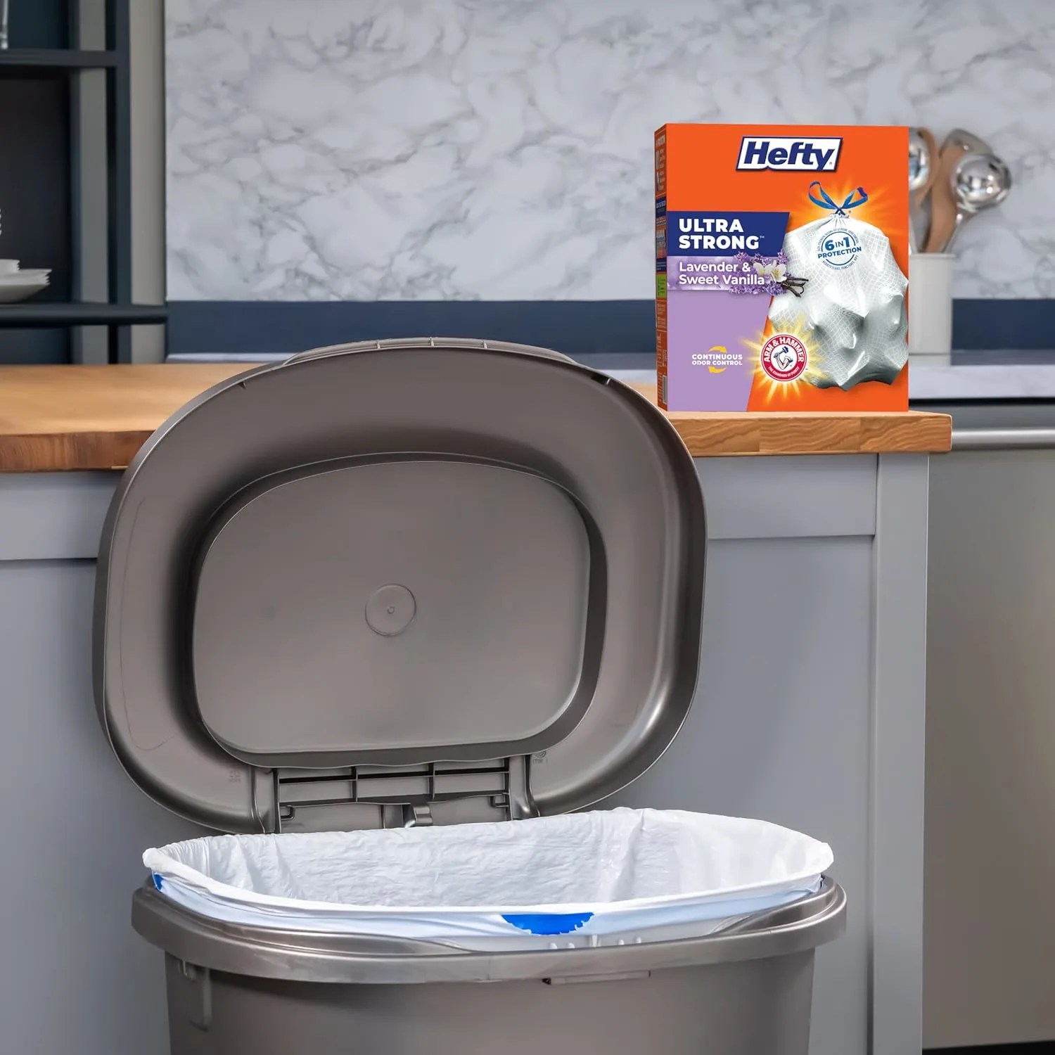 hefty trash bags 2