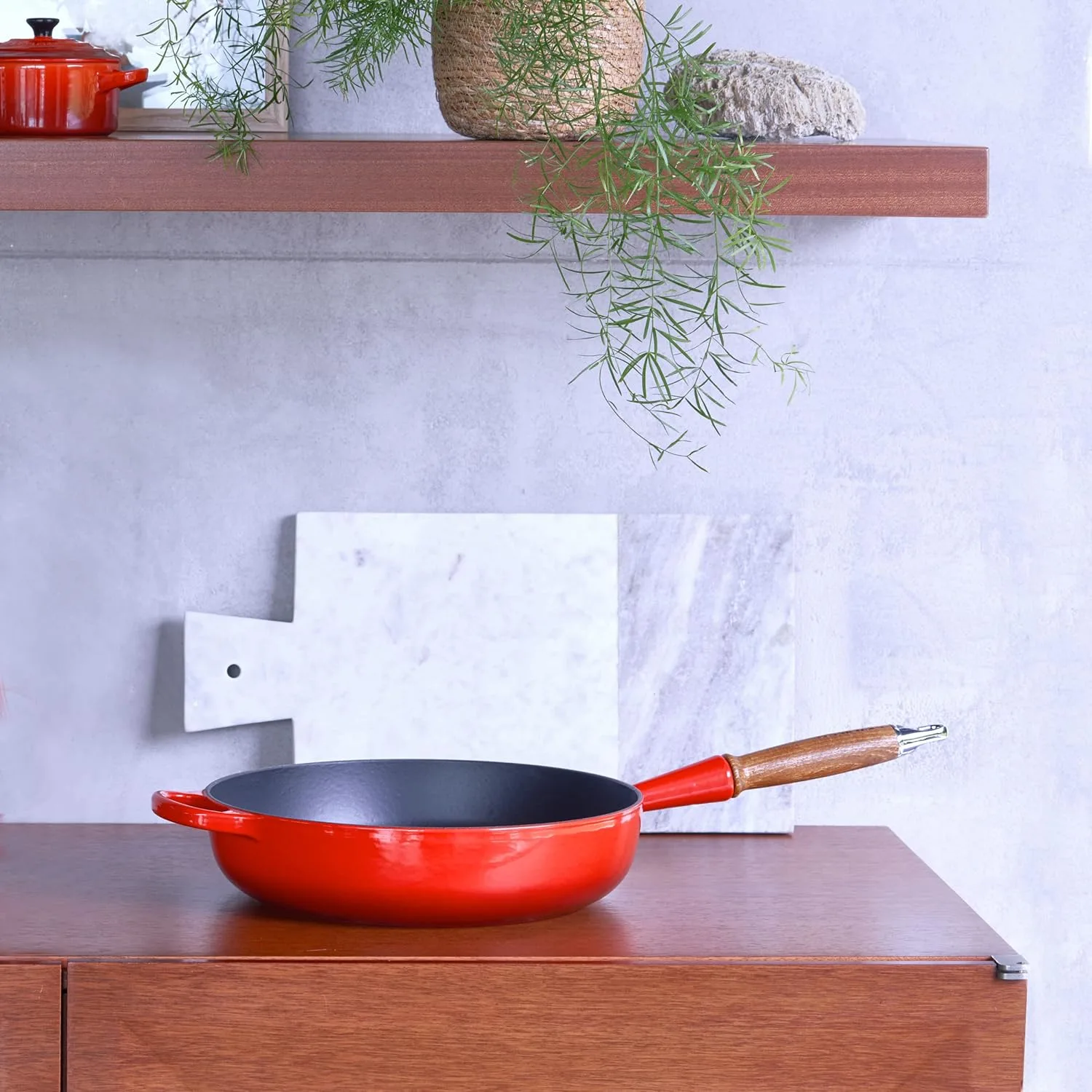 le creuset cast iron pan 2