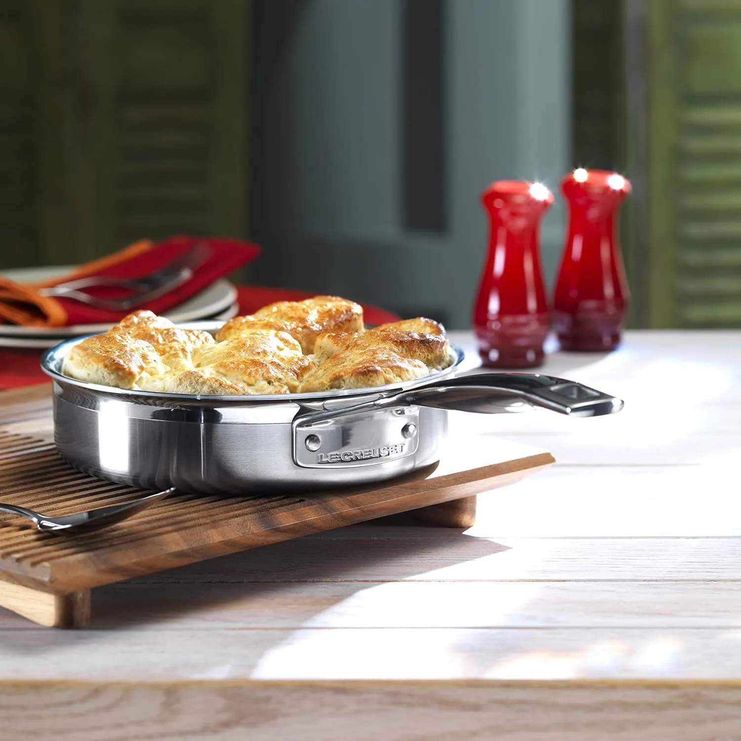 le creuset saute pan 2
