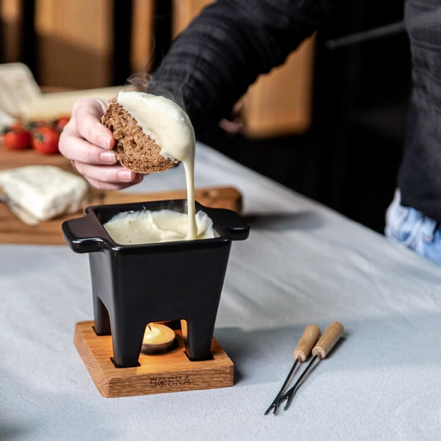 mini fondue set cheese 2