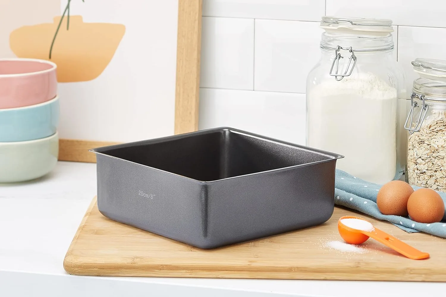 non stick cake pan 2